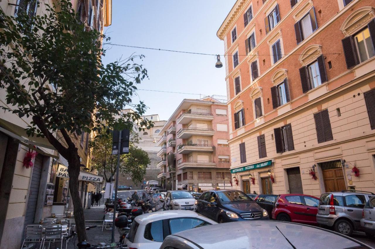 Suite House Vaticano โรม ภายนอก รูปภาพ
